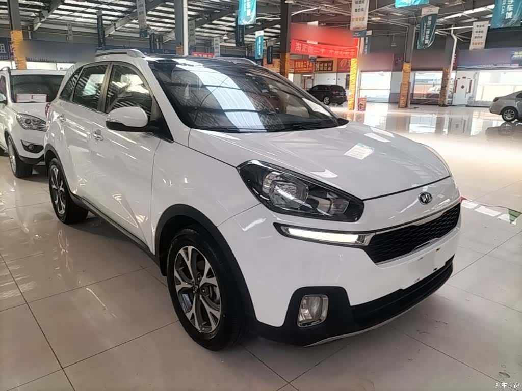 Kia KX3, 2016 4