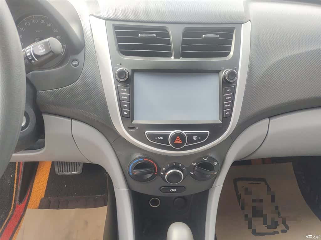 Hyundai GLS, 2016 13