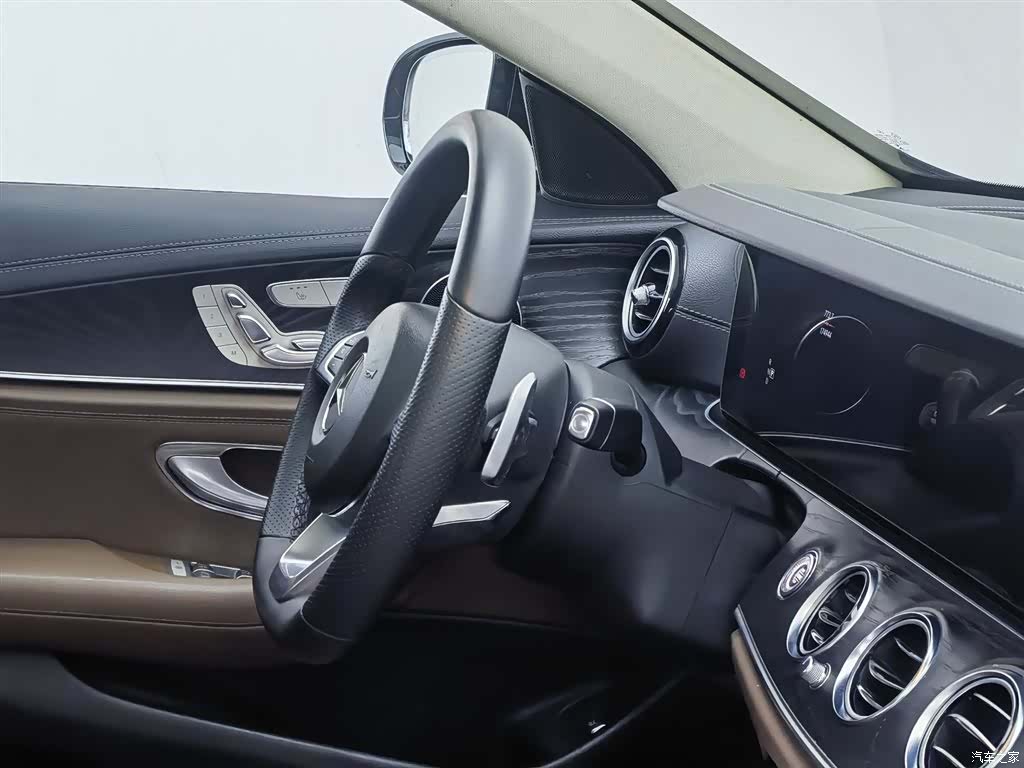 Mercedes-Benz E-Class, 2017 22