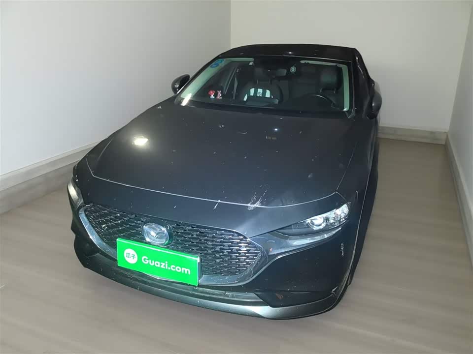 Mazda 3 Angkesaila