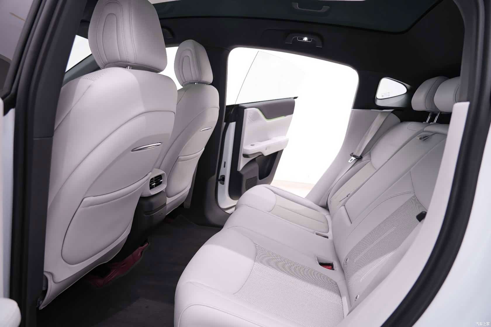 Xpeng G6, 2025 14