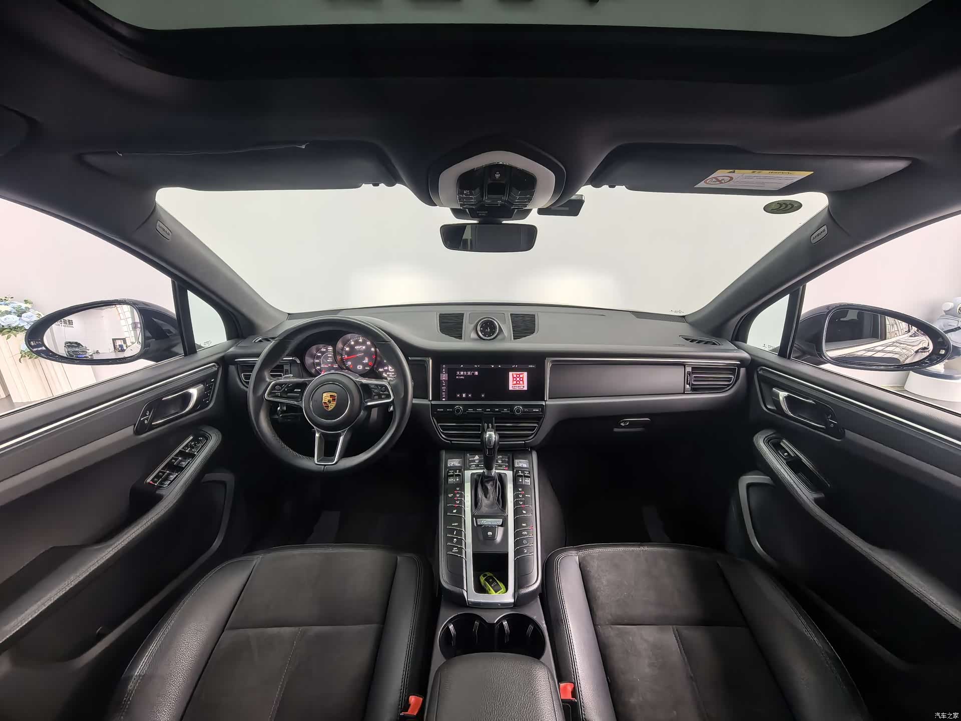 Porsche Macan, 2019 11