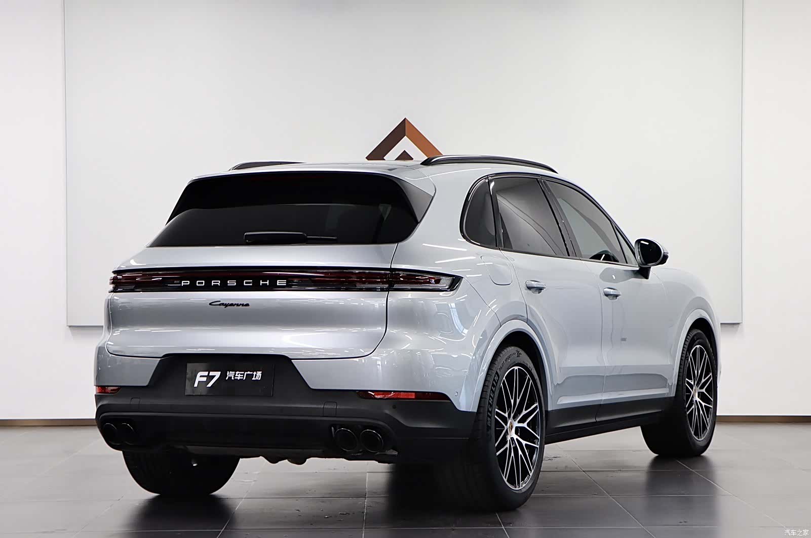 Porsche Cayenne, 2025 6