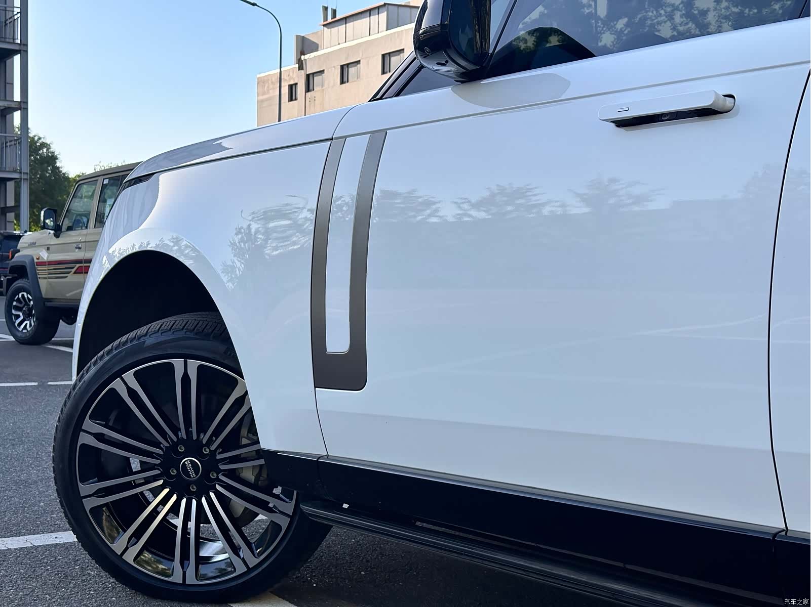 Land Rover Range Rover, 2023 11