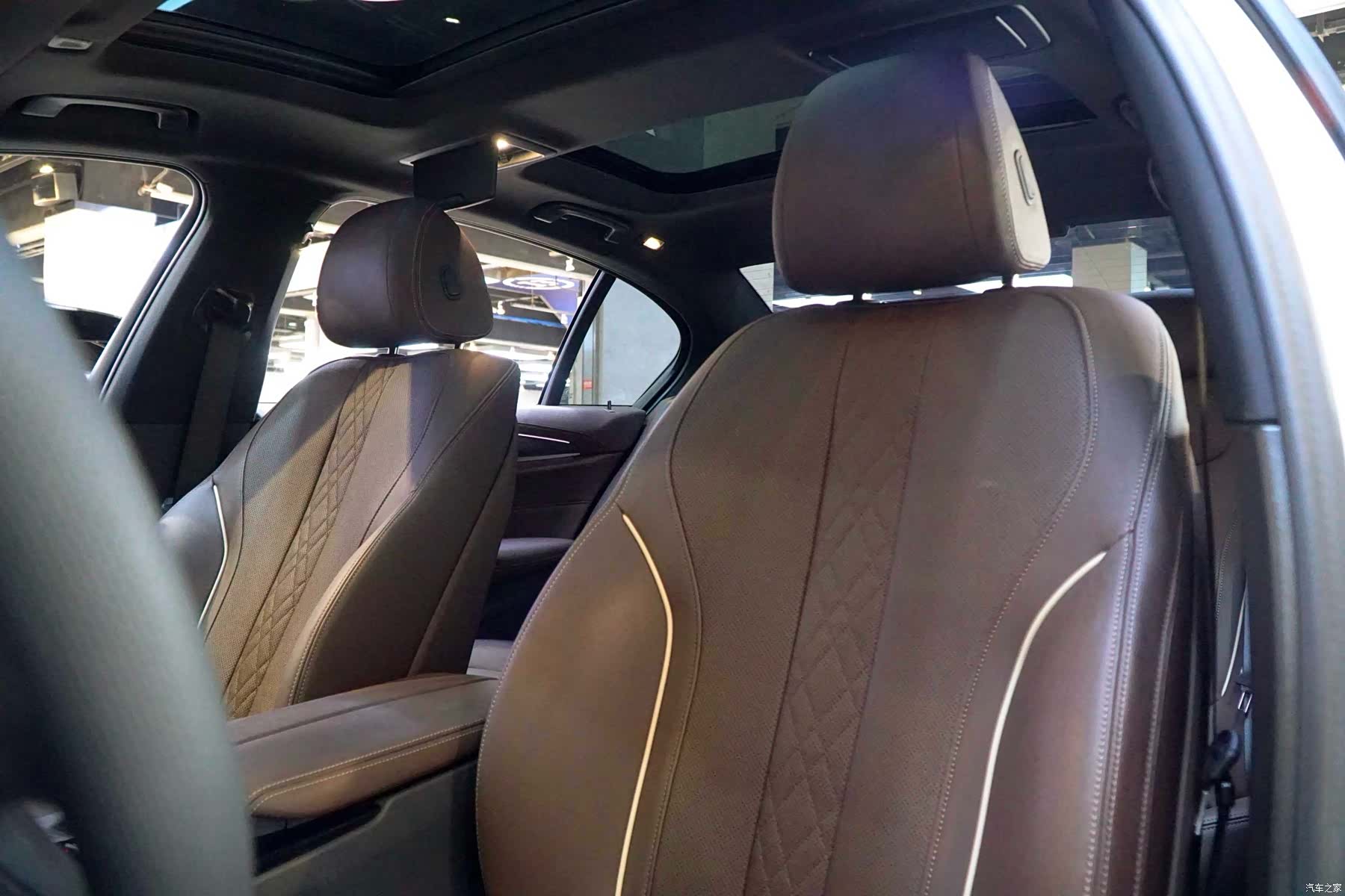BMW 5 Series, 2023 9