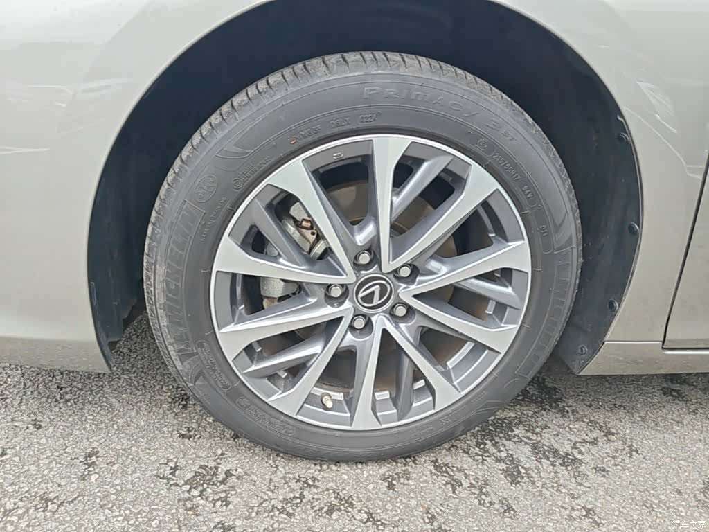 Lexus ES, 2024 23