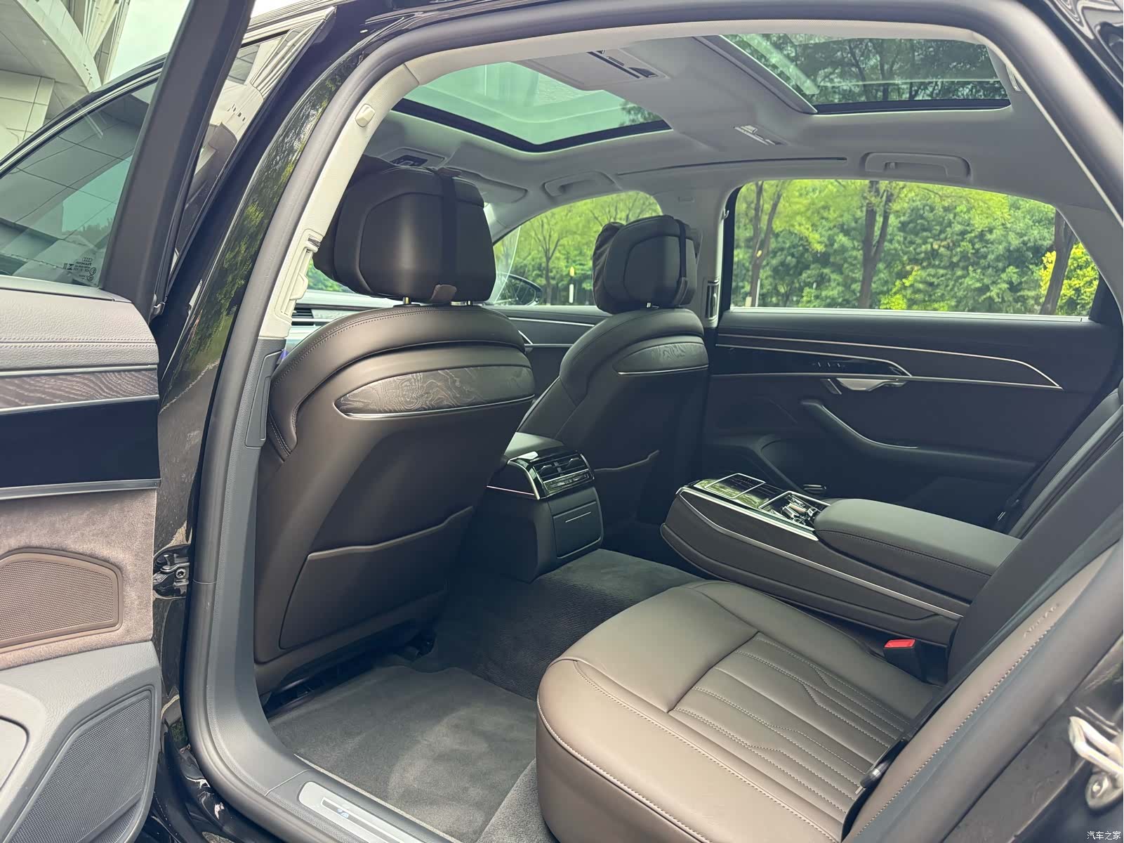 Audi A8L, 2023 8