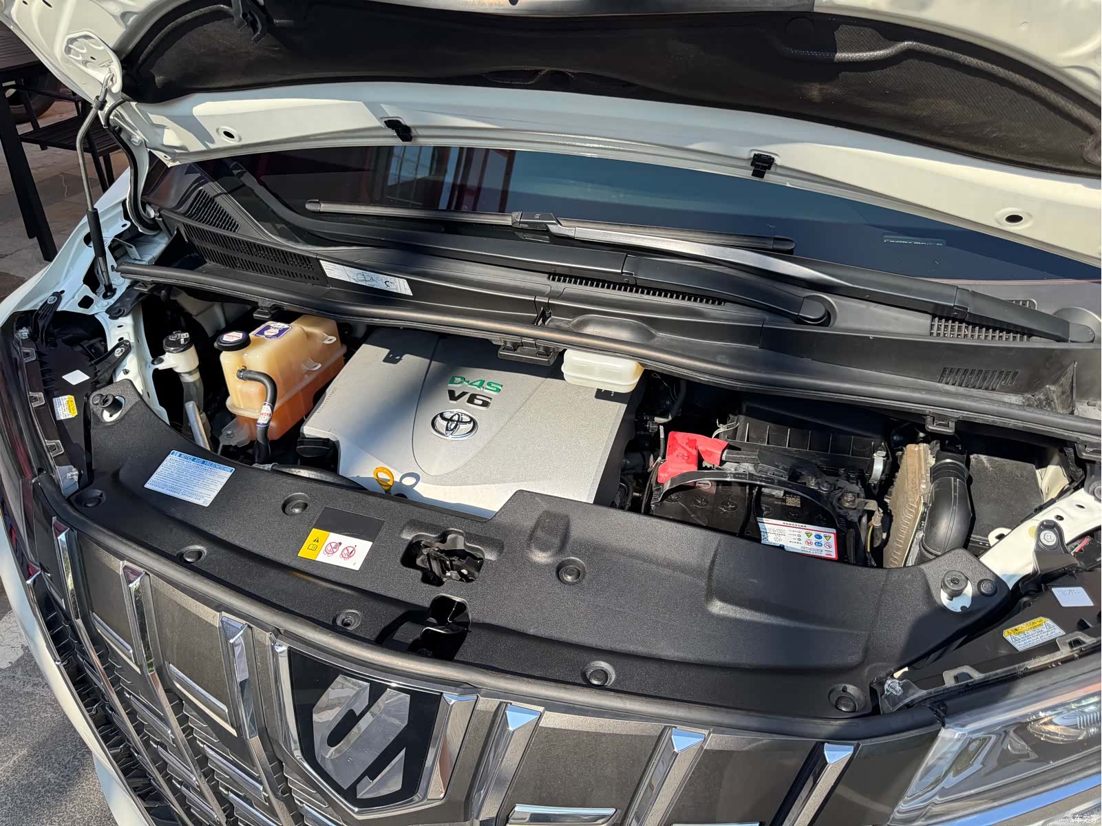 Toyota Alphard, 2019 27
