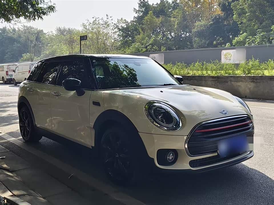 MINI CLUBMAN