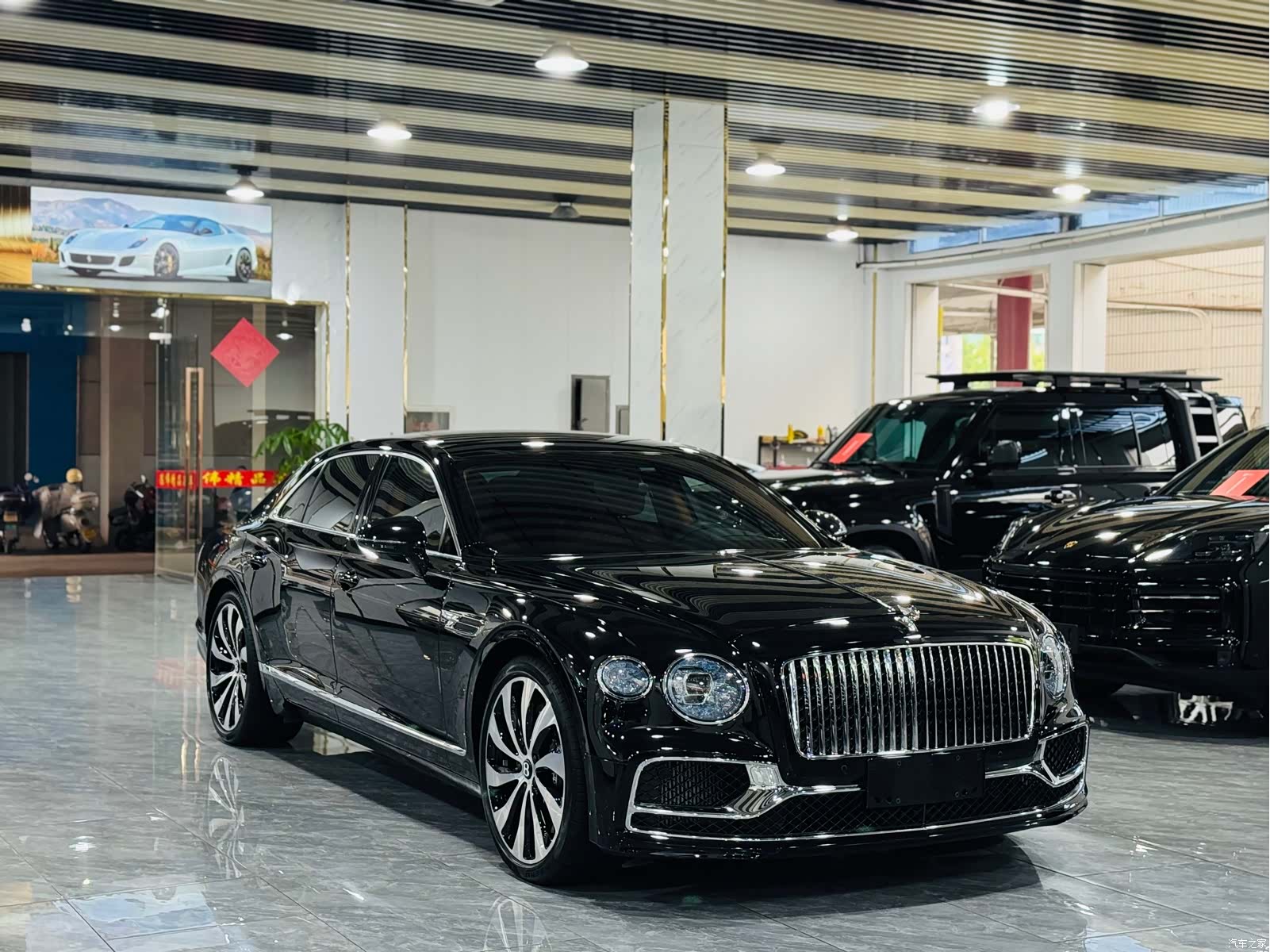 Bentley Flying Spur, 2025 3