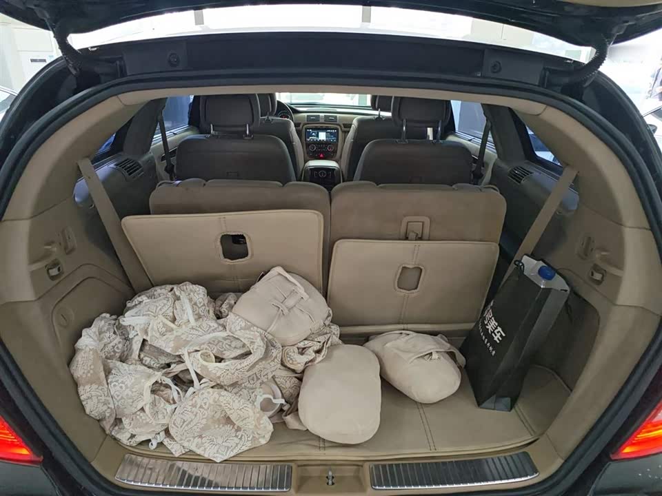 Mercedes-Benz R-class