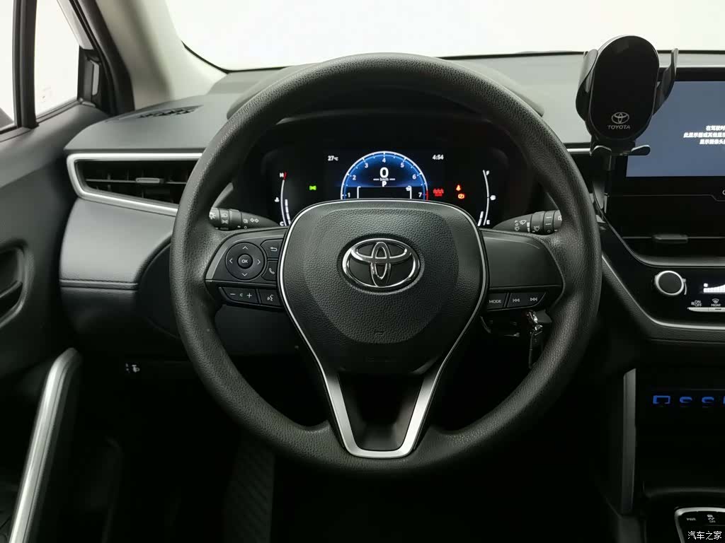 Toyota Frontlander, 2024 11
