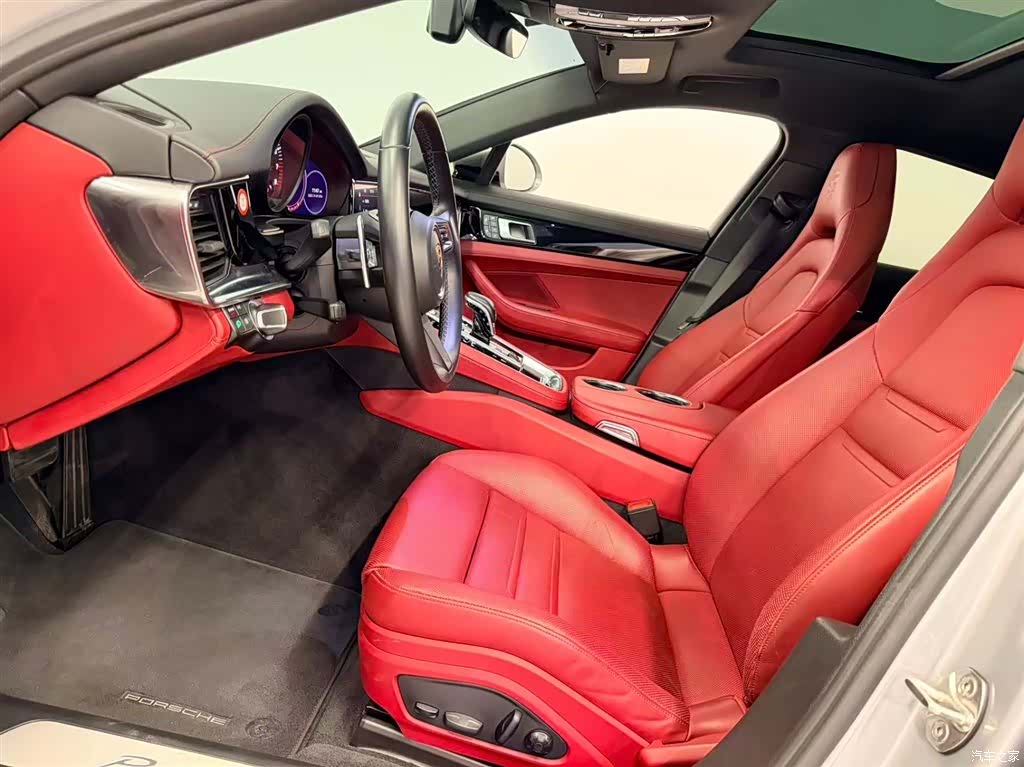 Porsche Panamera, 2022 8