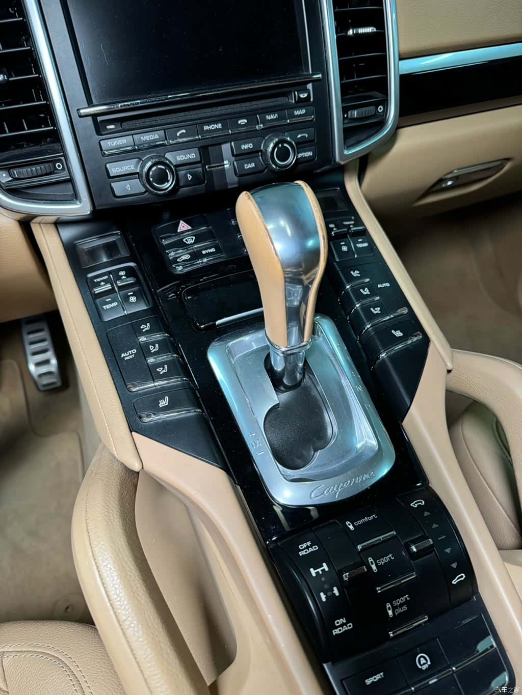 Porsche Cayenne, 2015 все фото