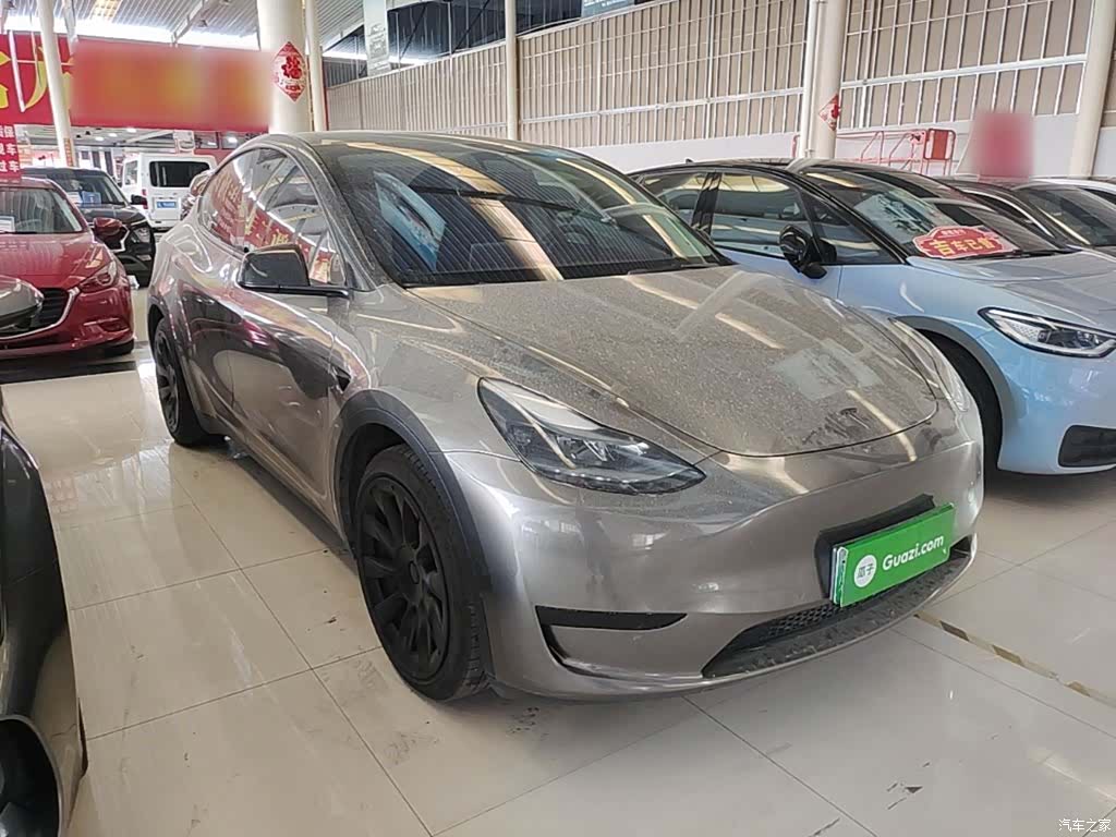 Tesla Model Y, 2023 4