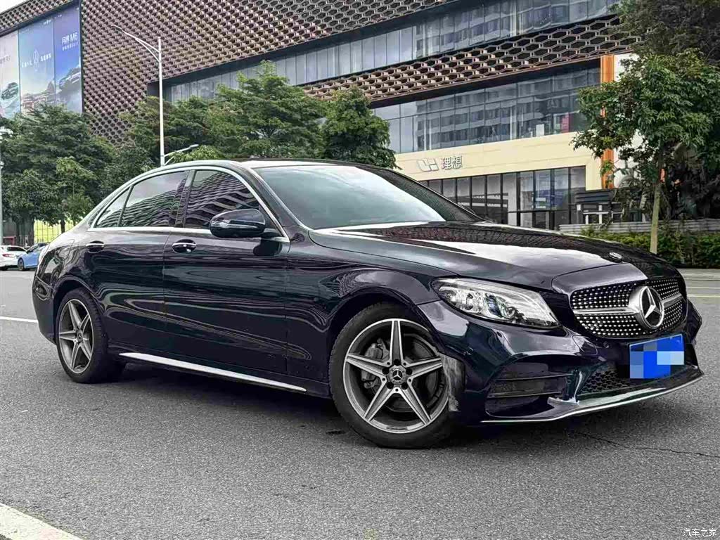 Mercedes-Benz C-Class, 2019 3