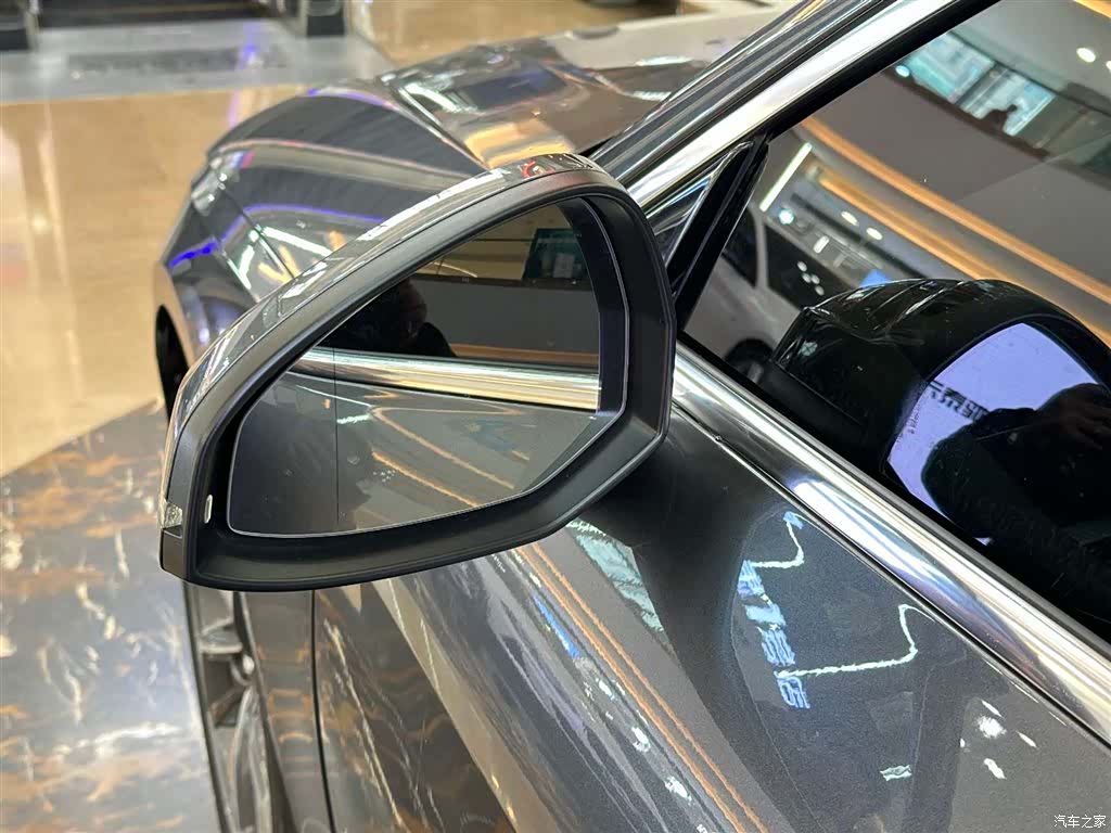 Audi A4L, 2021 12
