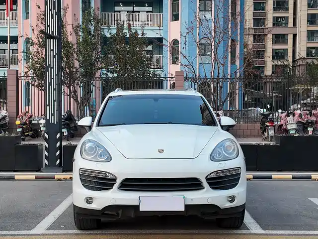 Porsche Cayenne 2012 — купить из Китая под заказ