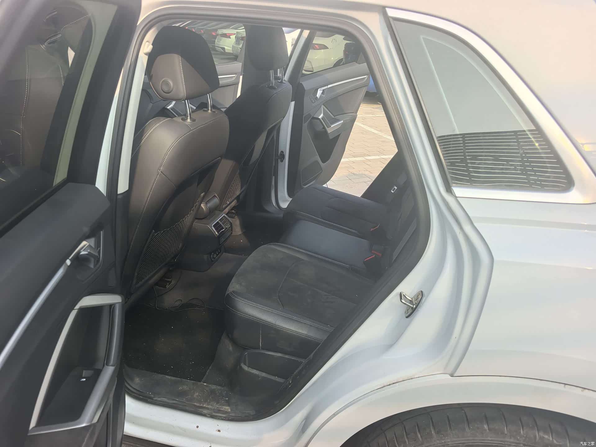 Audi Q3, 2022 все фото