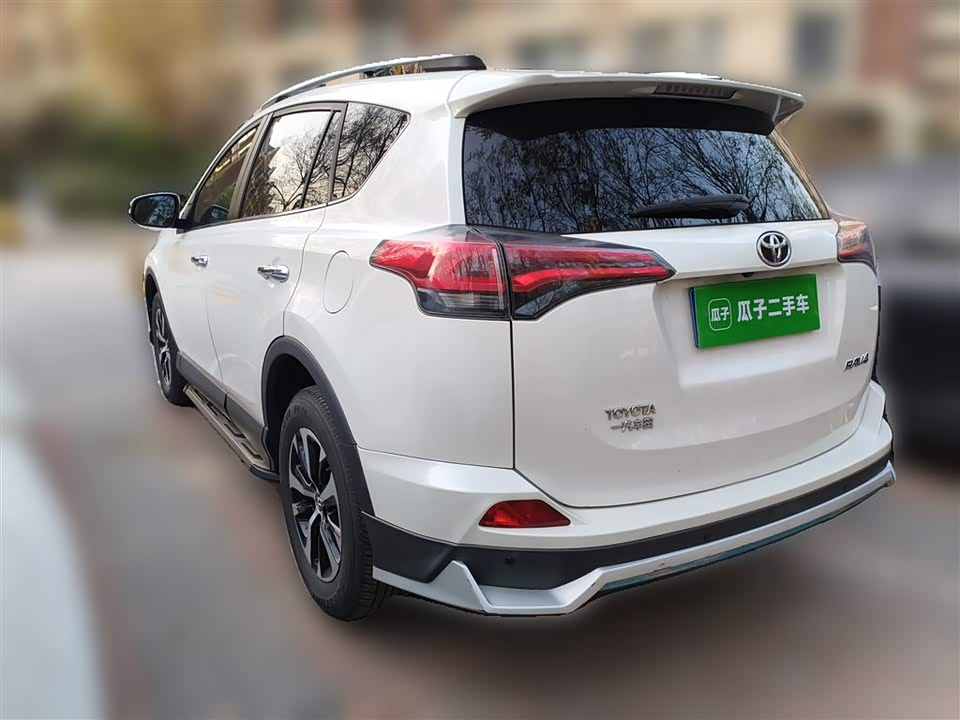 Toyota RAV4 Rongfang