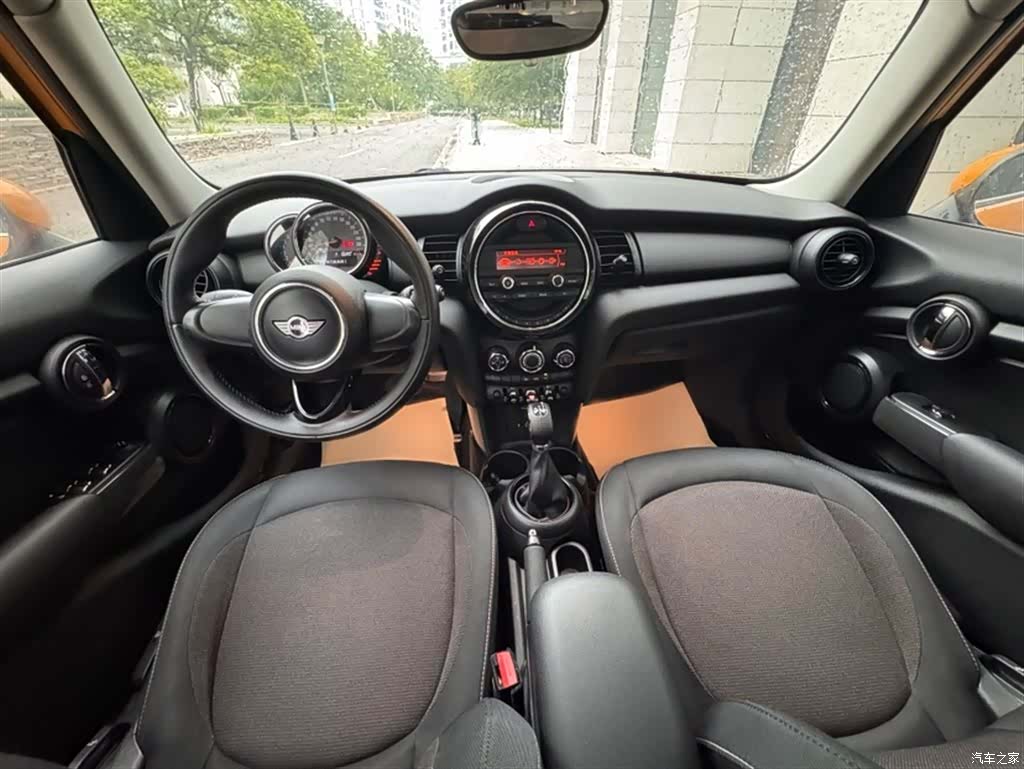 Mini ONE, 2015 11