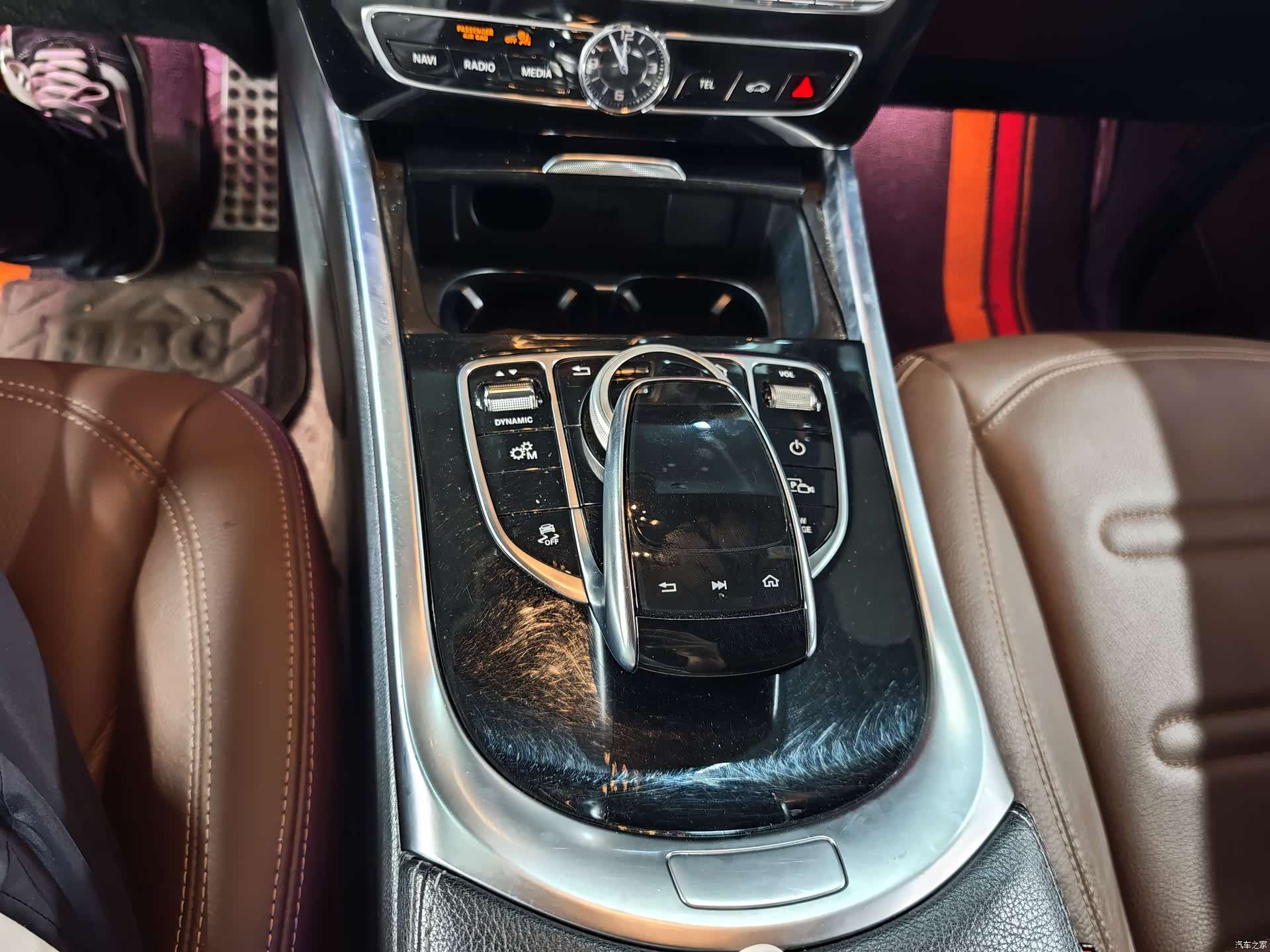 Mercedes-Benz G-Class, 2019 12