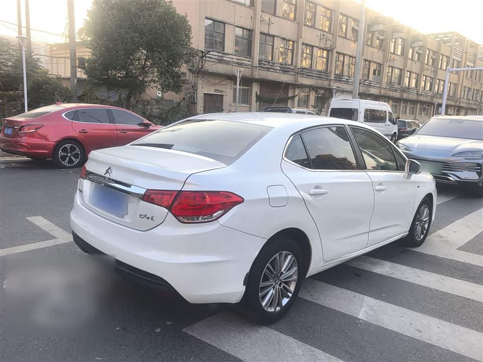 Citroen C4L
