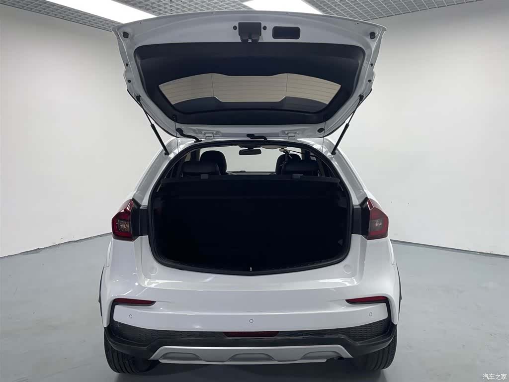 Geely X3, 2021 16