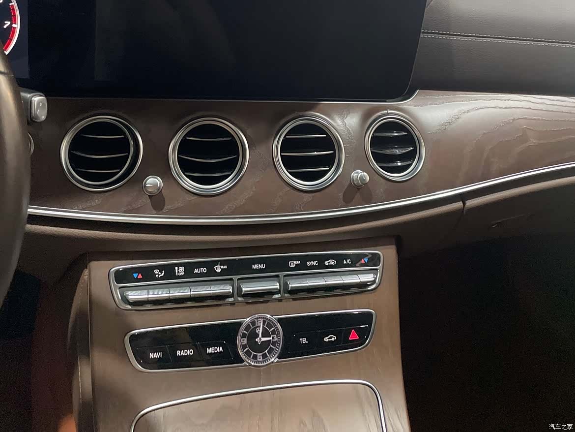 Mercedes-Benz E-Class, 2020 15