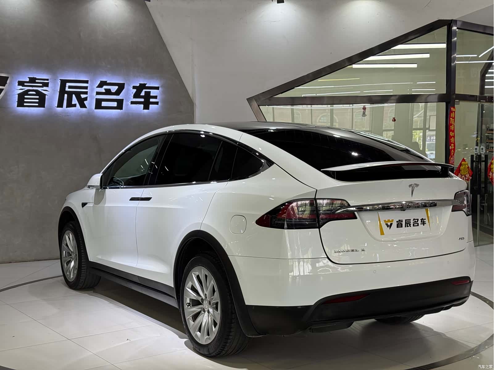 Tesla Model X, 2019 3
