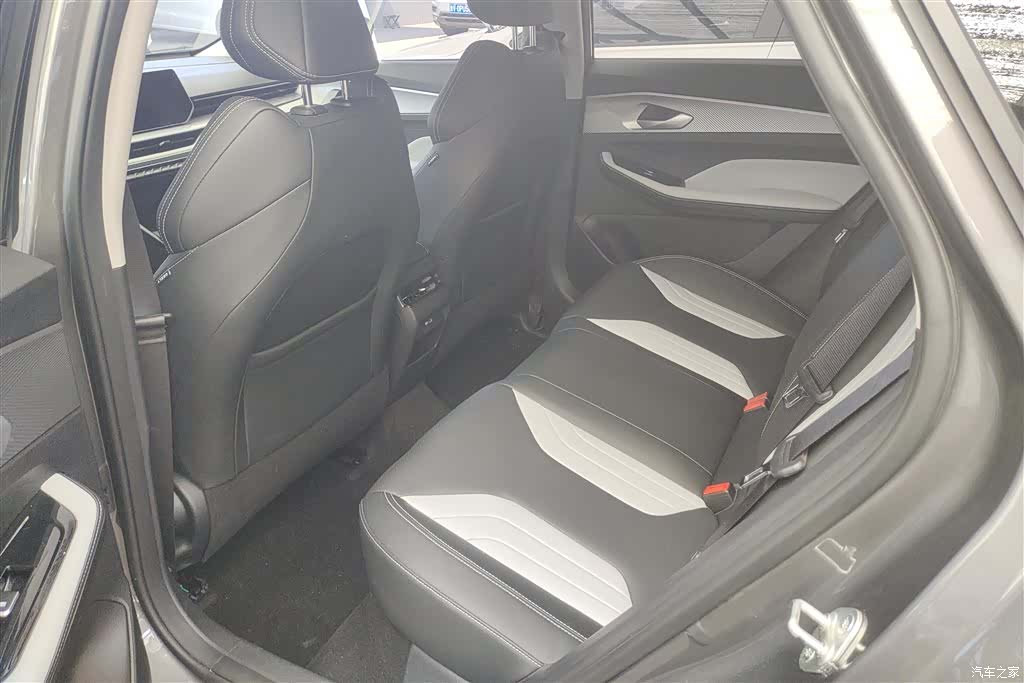 Geely Binray, 2024 11