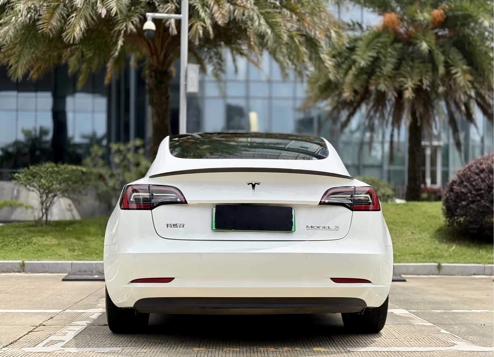 Tesla Model 3, 2021 13