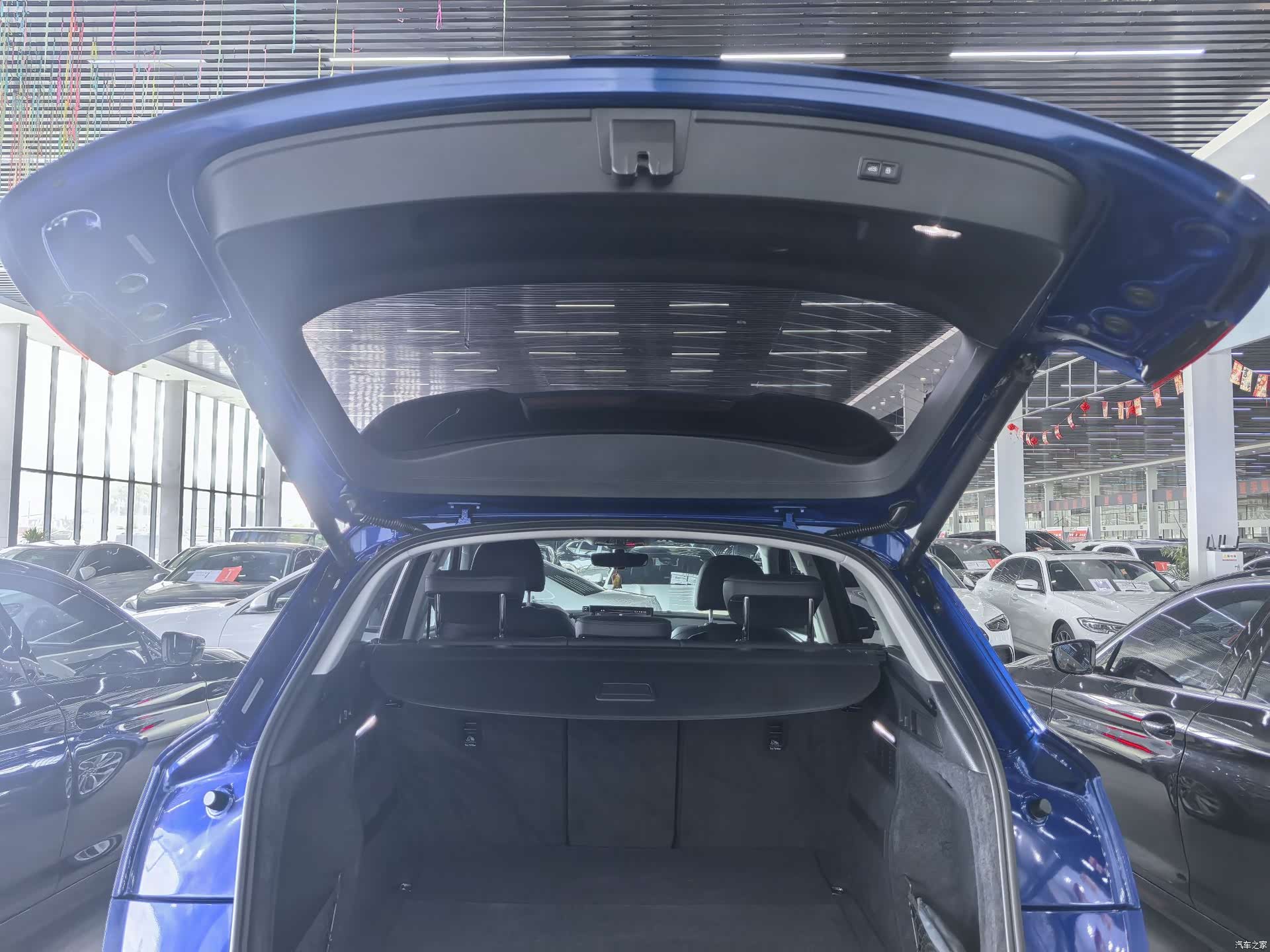 Audi Q5L, 2021 16