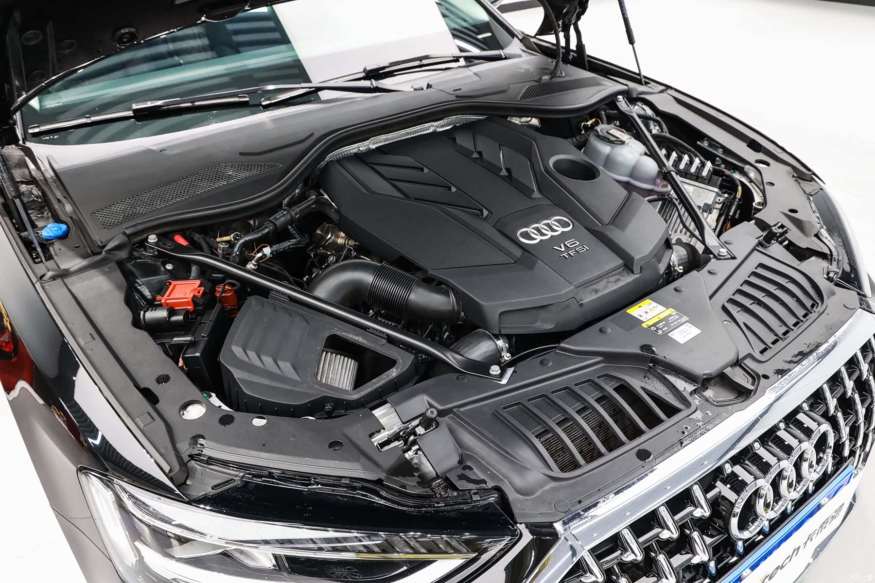 Audi A8L, 2025 29