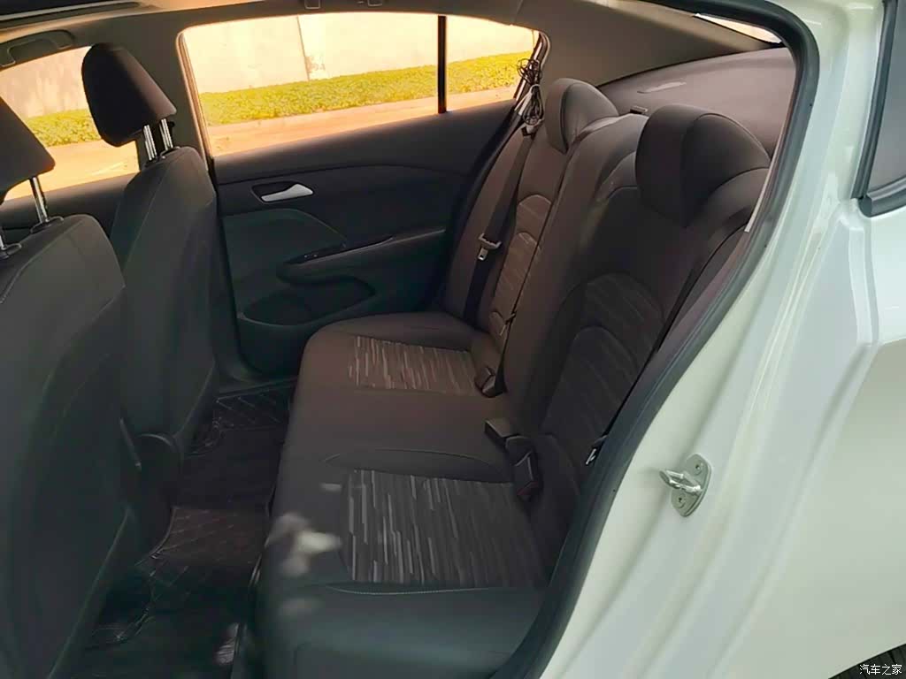 Chevrolet 320, 2019 17
