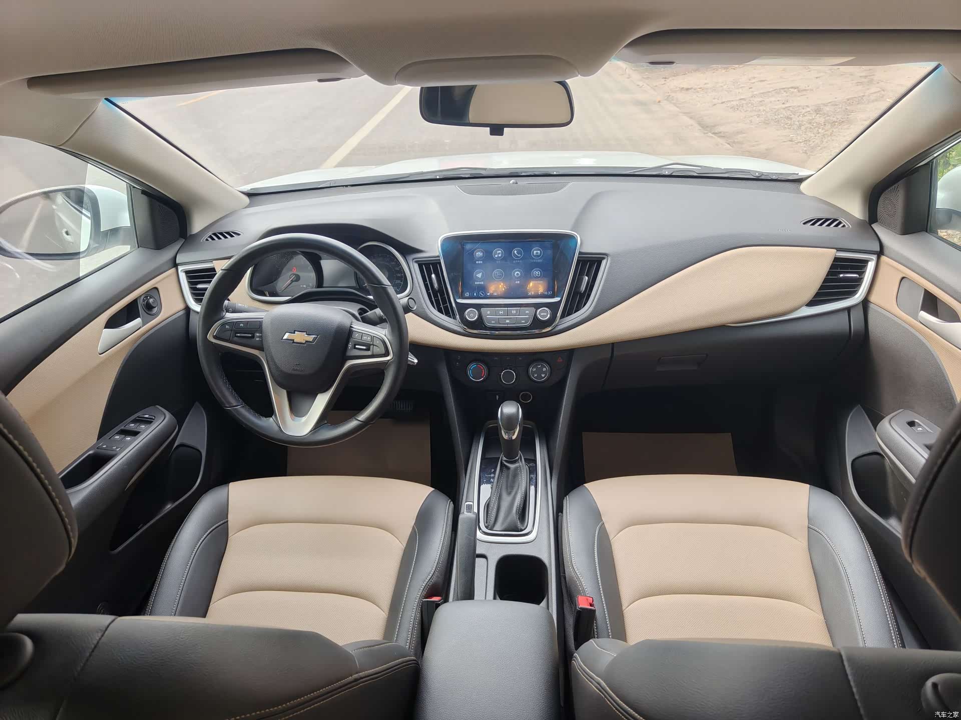 Chevrolet 320, 2021 9
