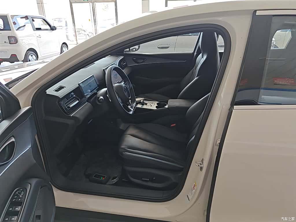 BYD Seal, 2025 16