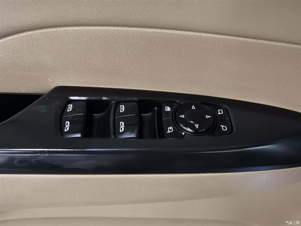 Buick GL8, 2019 9