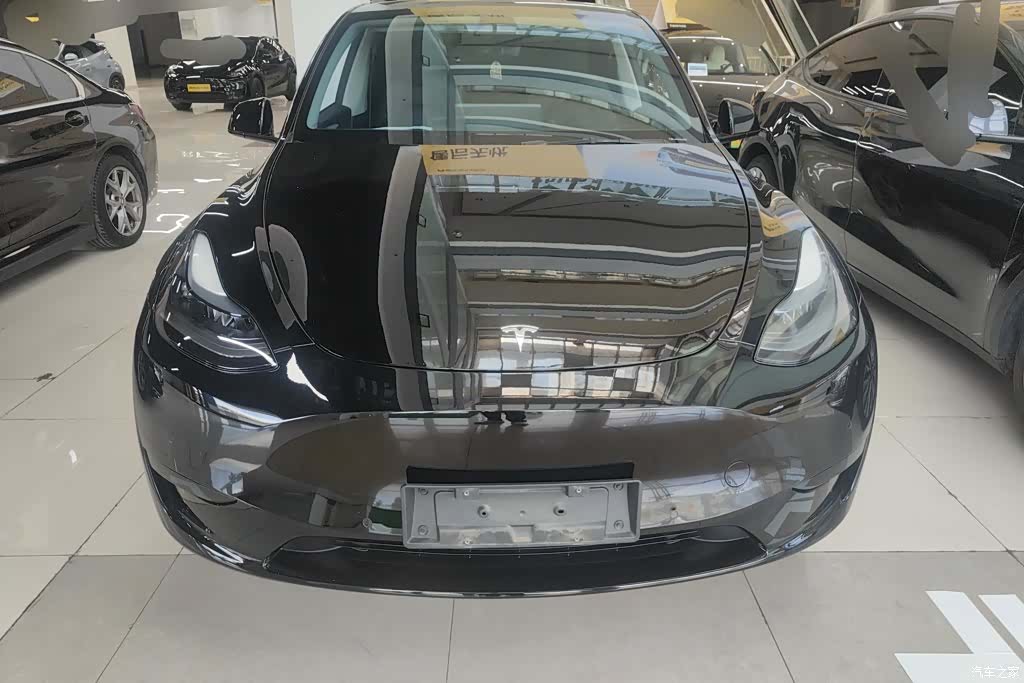 Tesla Model Y, 2024 2