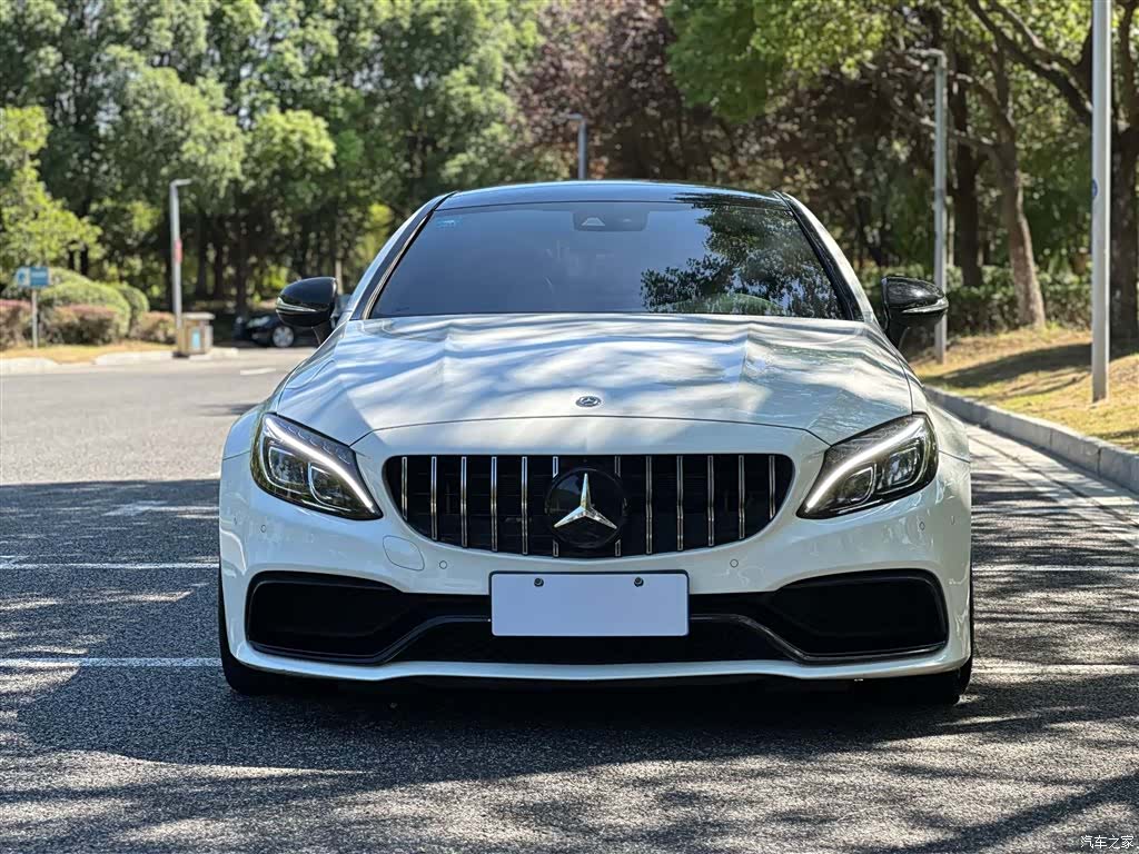 Mercedes-Benz C-Class, 2018 3