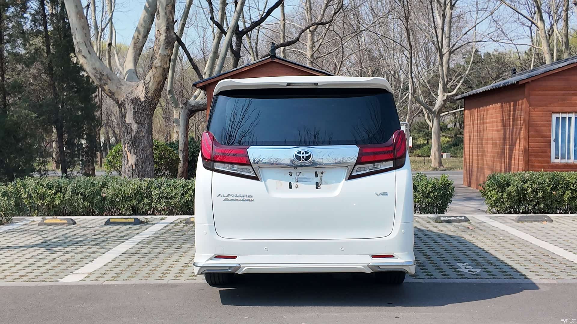 Toyota Alphard, 2017 21
