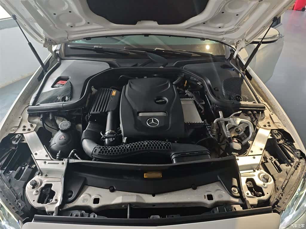 Mercedes-Benz E-Class, 2018 16