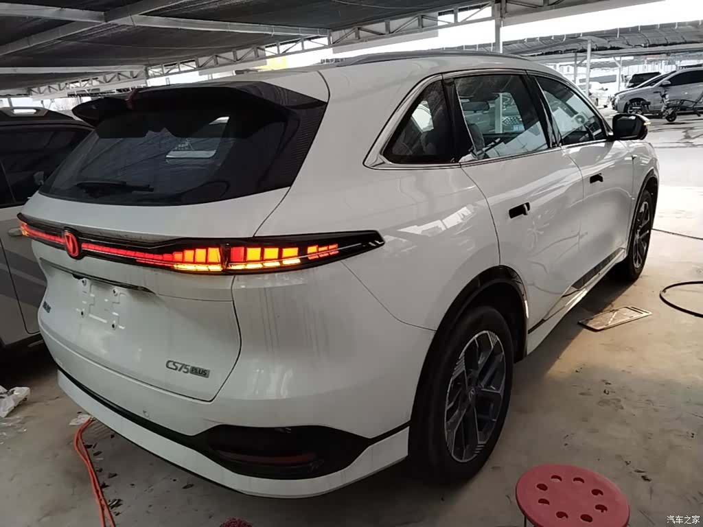 Changan CS75, 2026 7