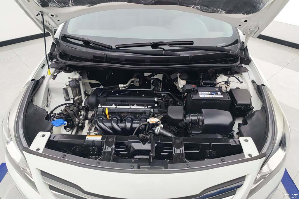 Hyundai GLS, 2016 10