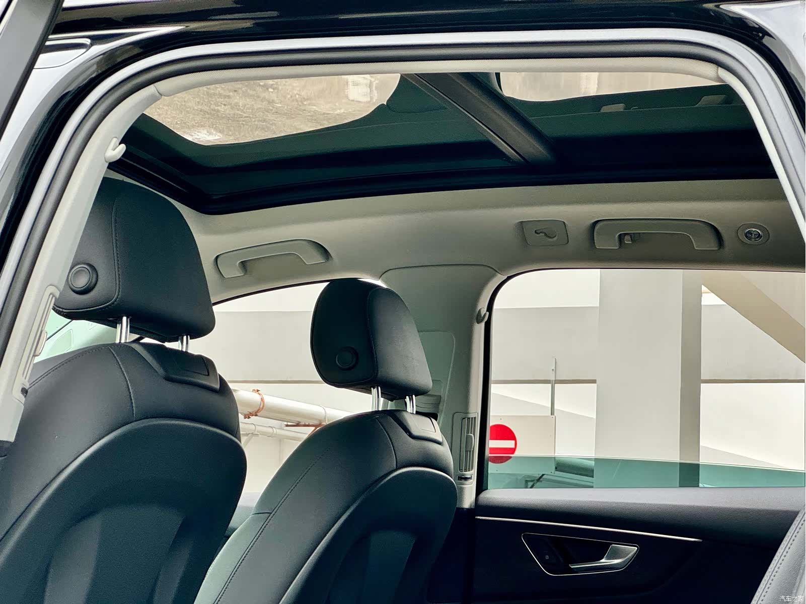 Audi Q7, 2023 9