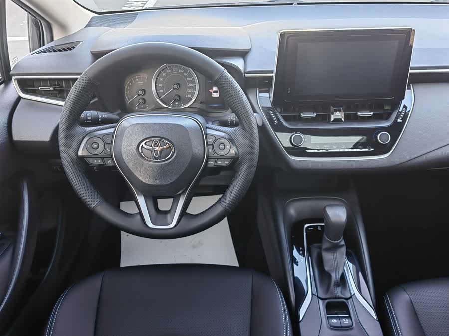 Toyota Corolla 2022, фото 21