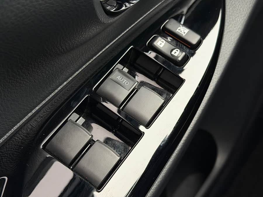 Toyota YARiS L 2022, фото 12