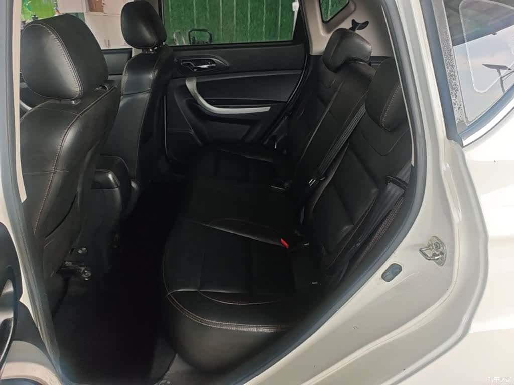 Changan CS35, 2015 17
