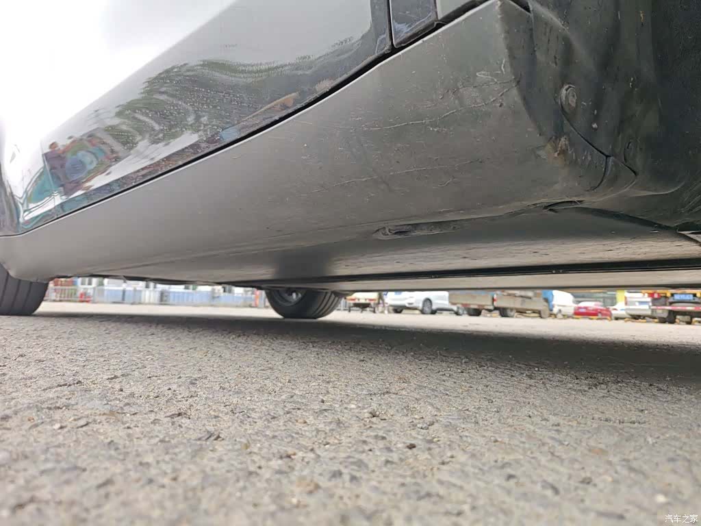 Tesla Model Y, 2024 22