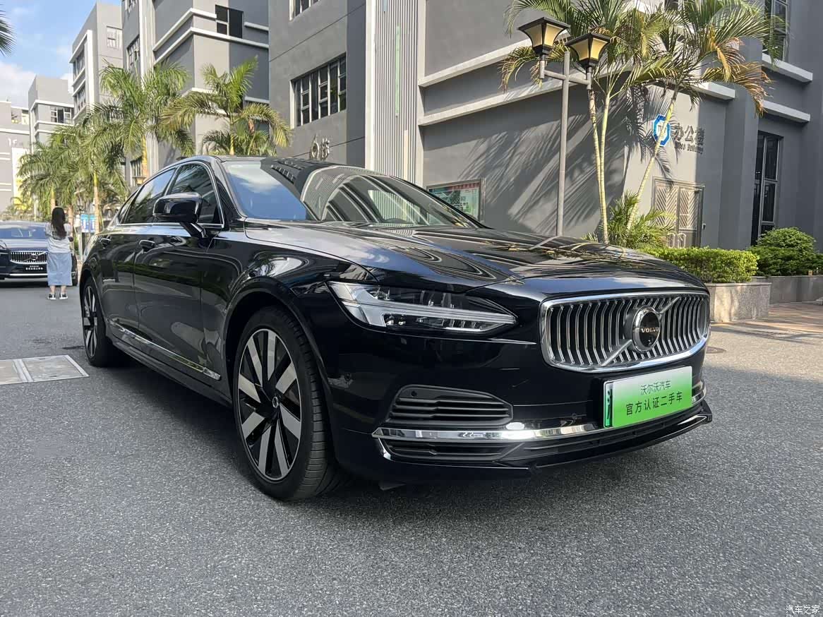 Volvo S90, 2024 3